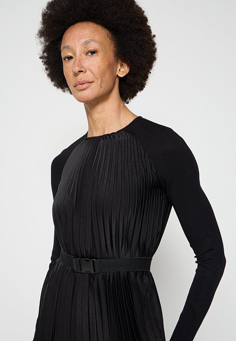 Armani Exchange Freizeitkleid Media 4