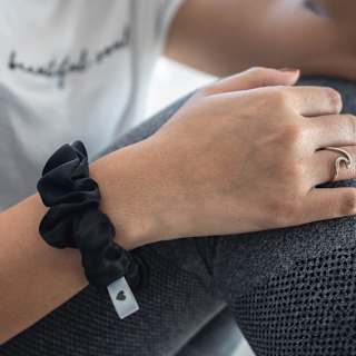 Scrunchie aus Seide, Classic Black Bellody