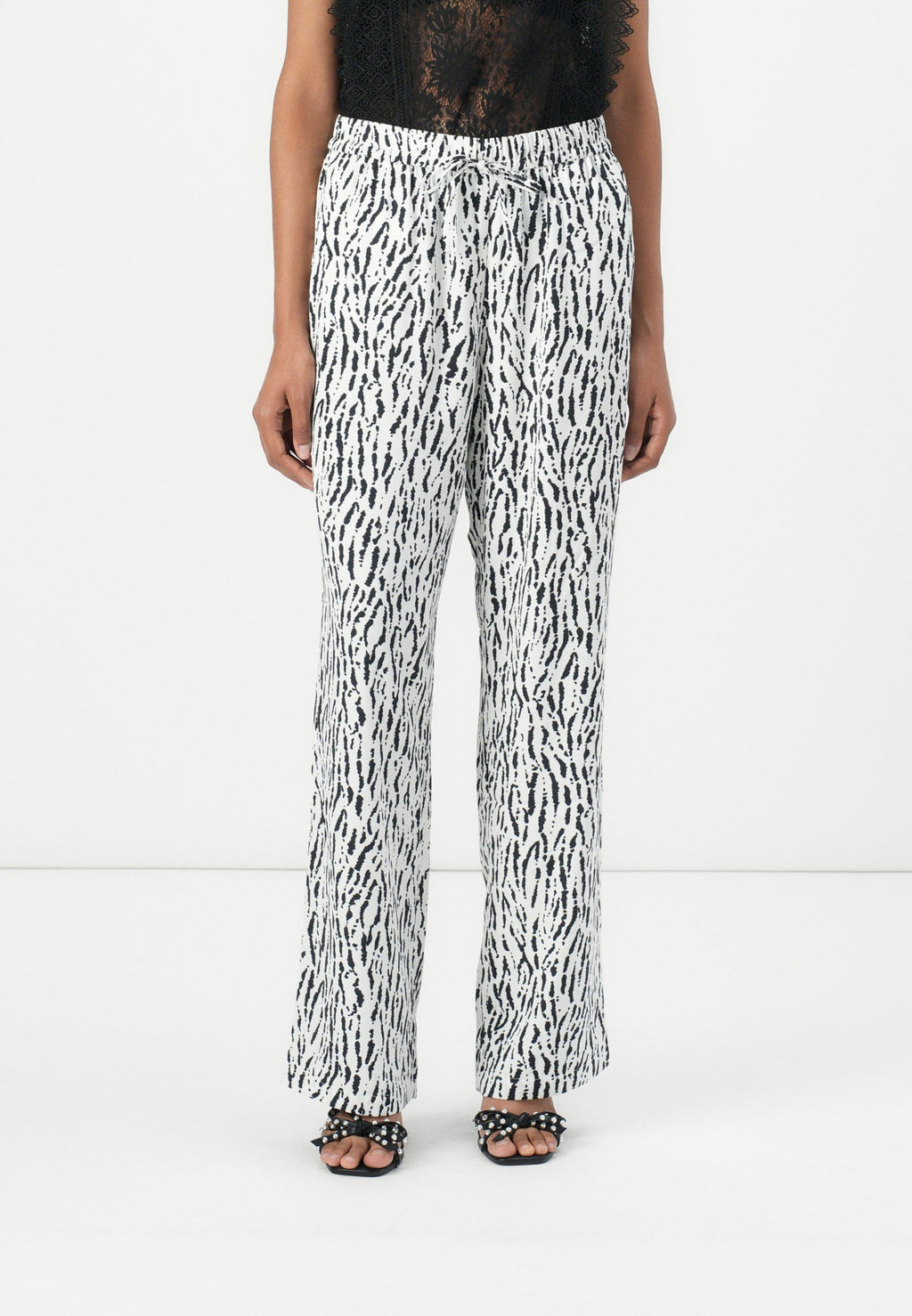 ONLTHALIA LIFE STRING PANT Media 3