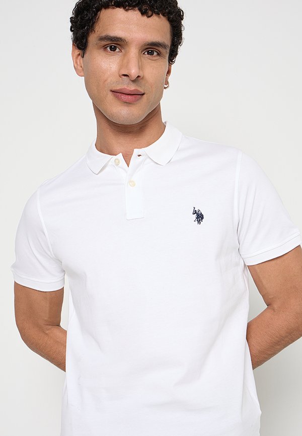 U.S. Polo Assn.