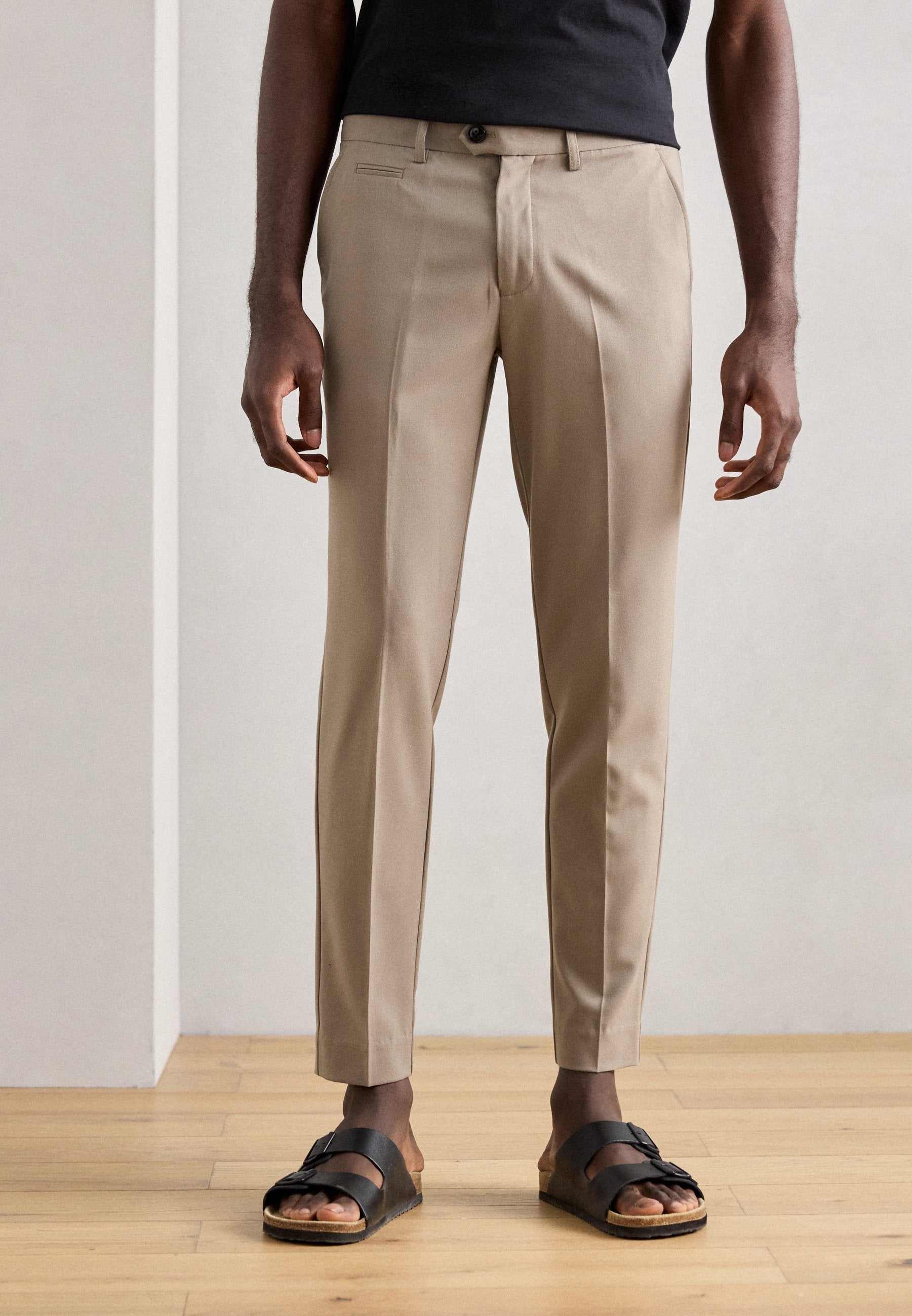 CLUB PANTS Media 3