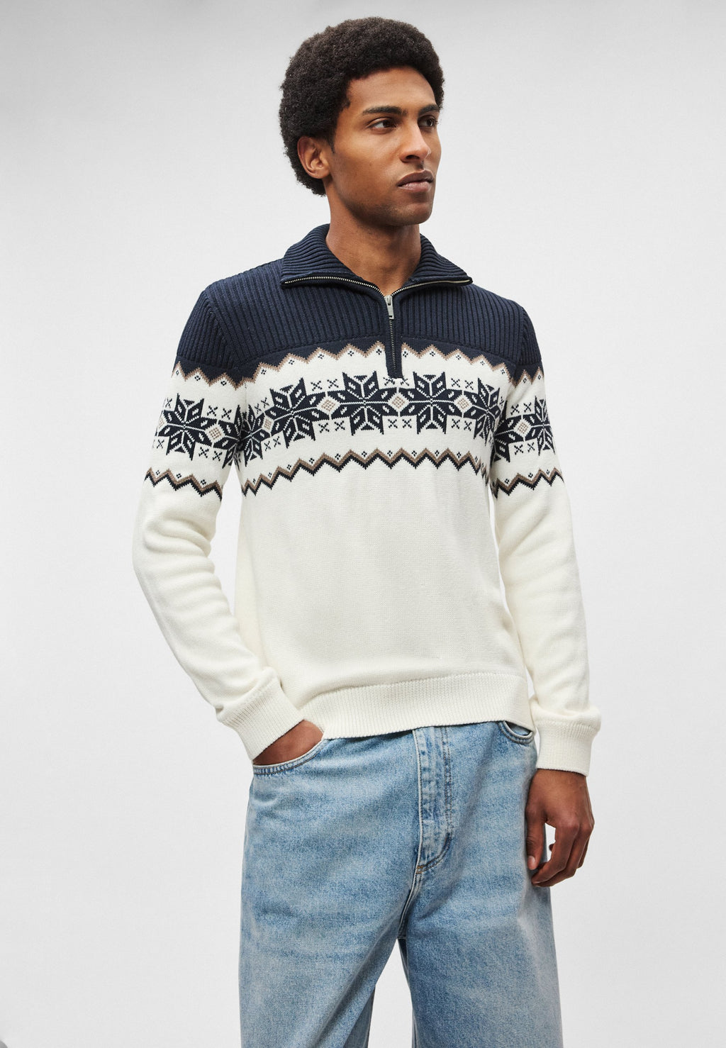 HALF ZIP Media 7