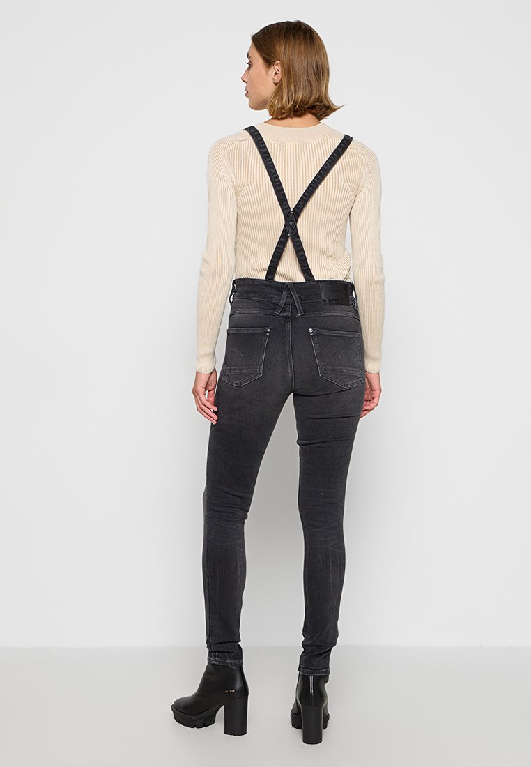 lynn skinny fit Media 2