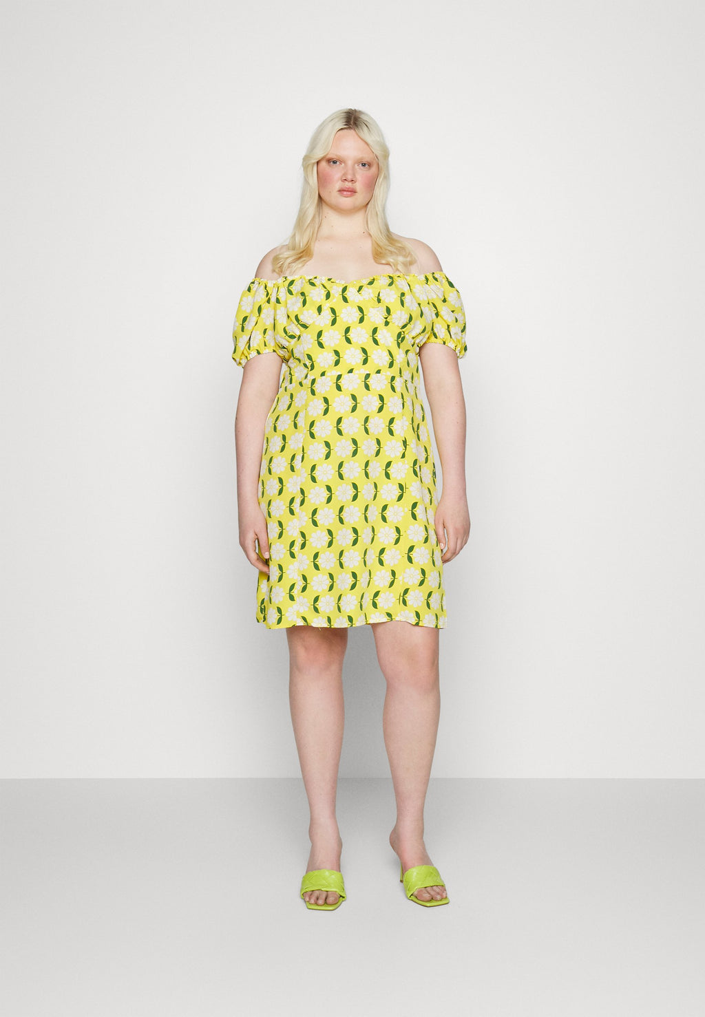 Glamorous Curve BUST CUP DRESS WITH PUFF SLEEVES BACK PANEL