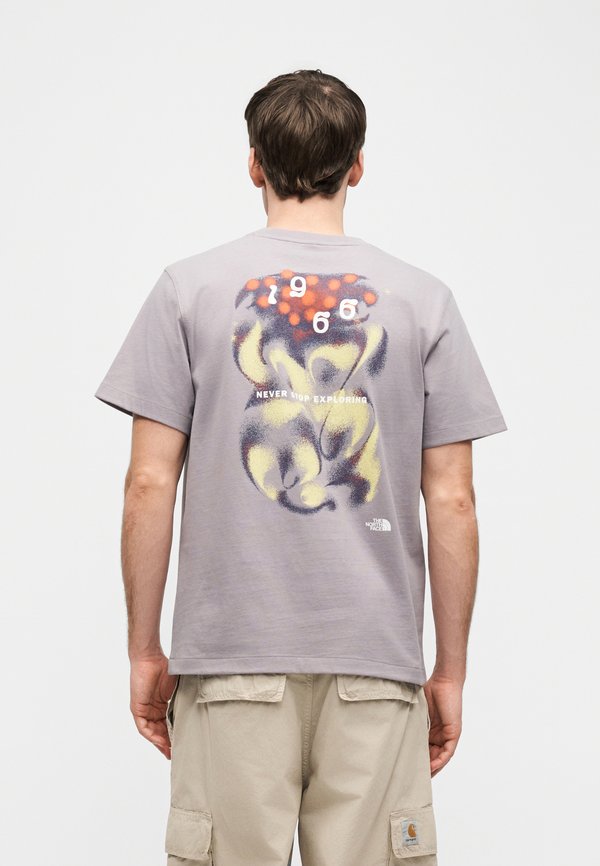 The North Face MOTION RELAXED SHORT SLEEVE TEE GRAPHIC
