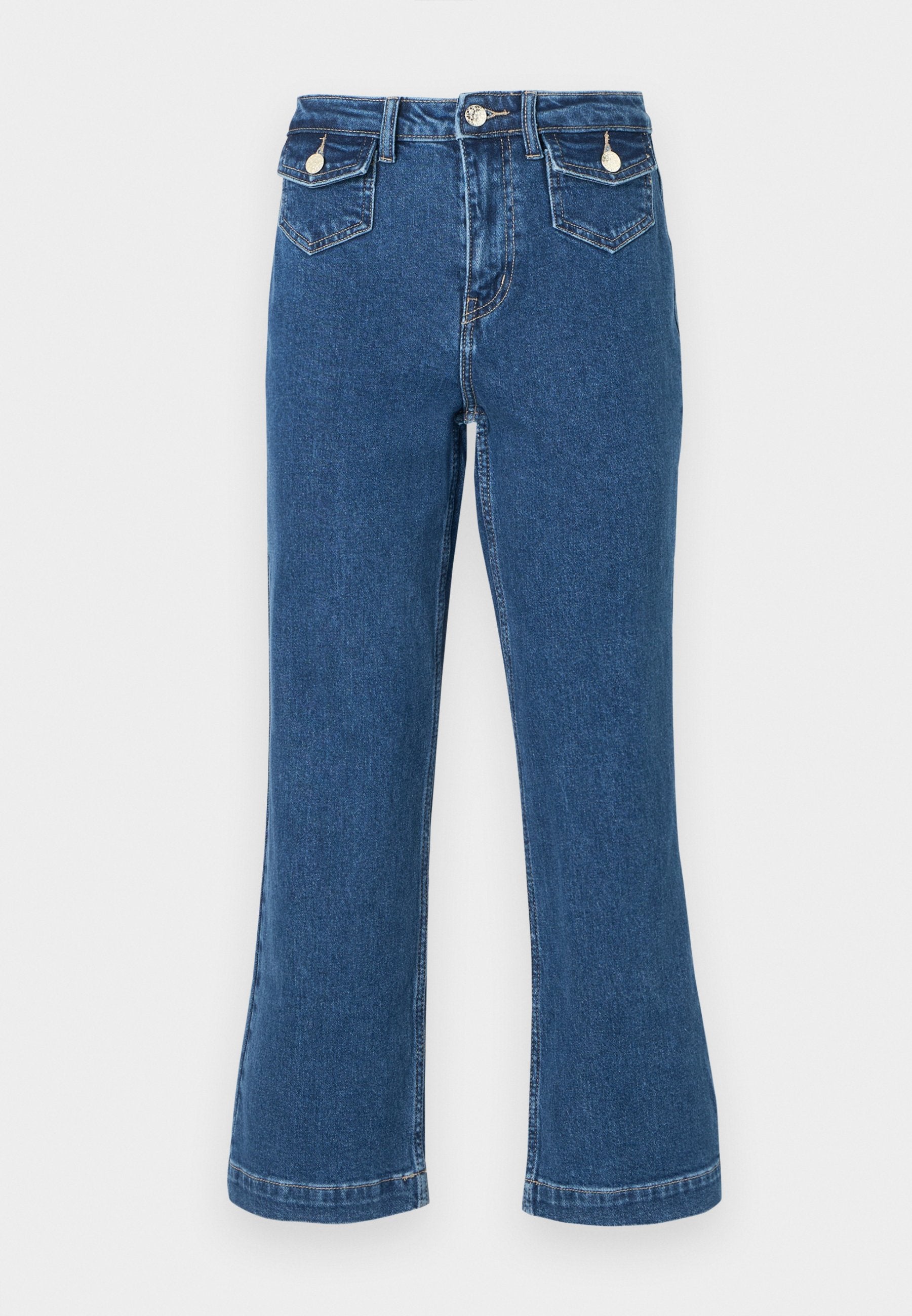 ONLEMILY CROP FLARE Media 1