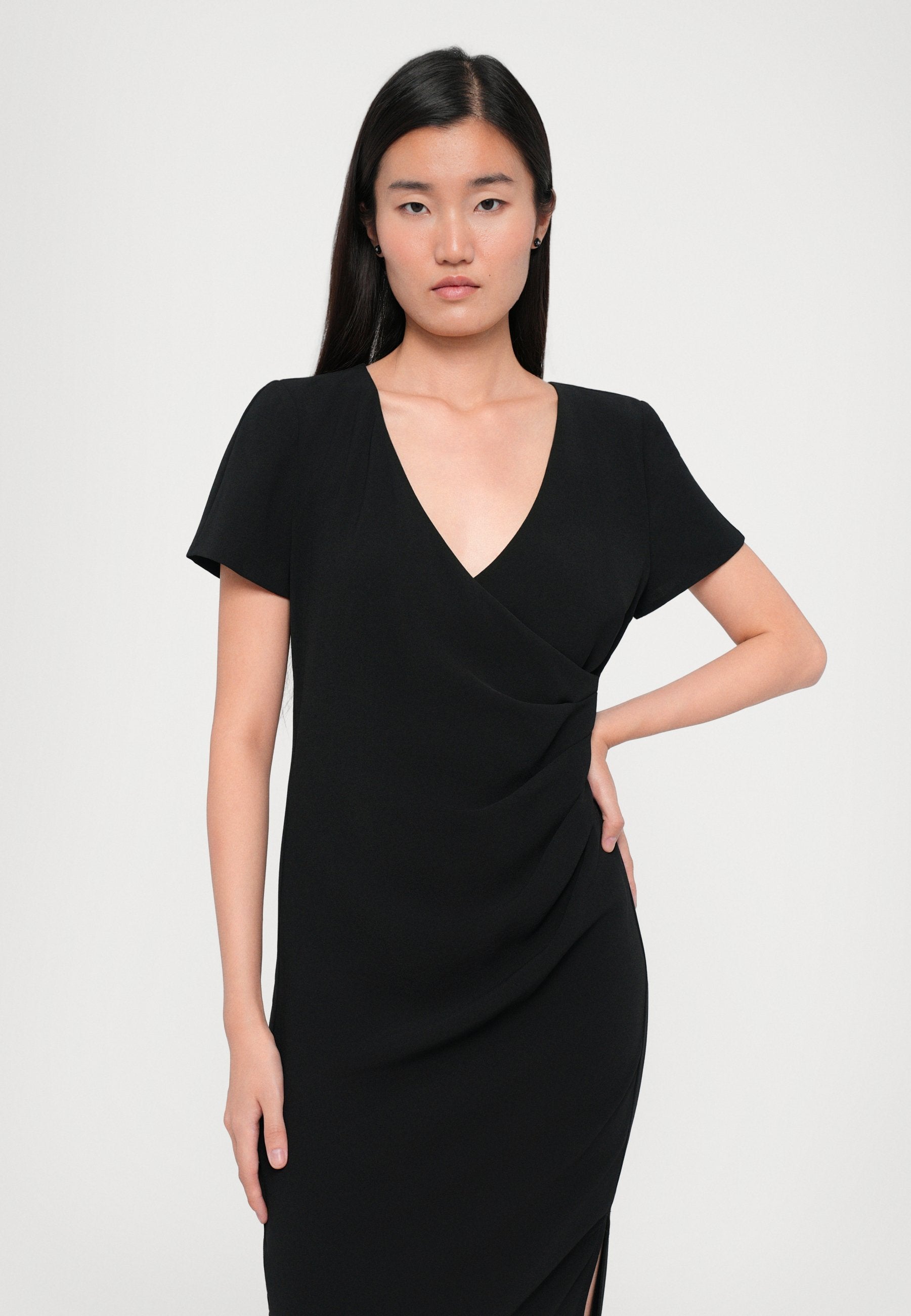 DRESS Media 6