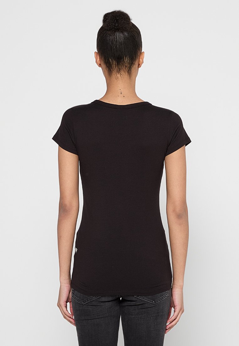 SLIM FIT 2 PACK Media 2