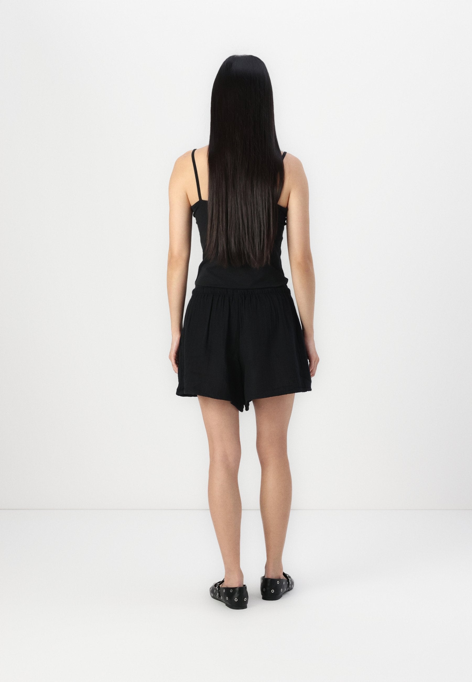 GAP GAUZE PULL ON SHORT