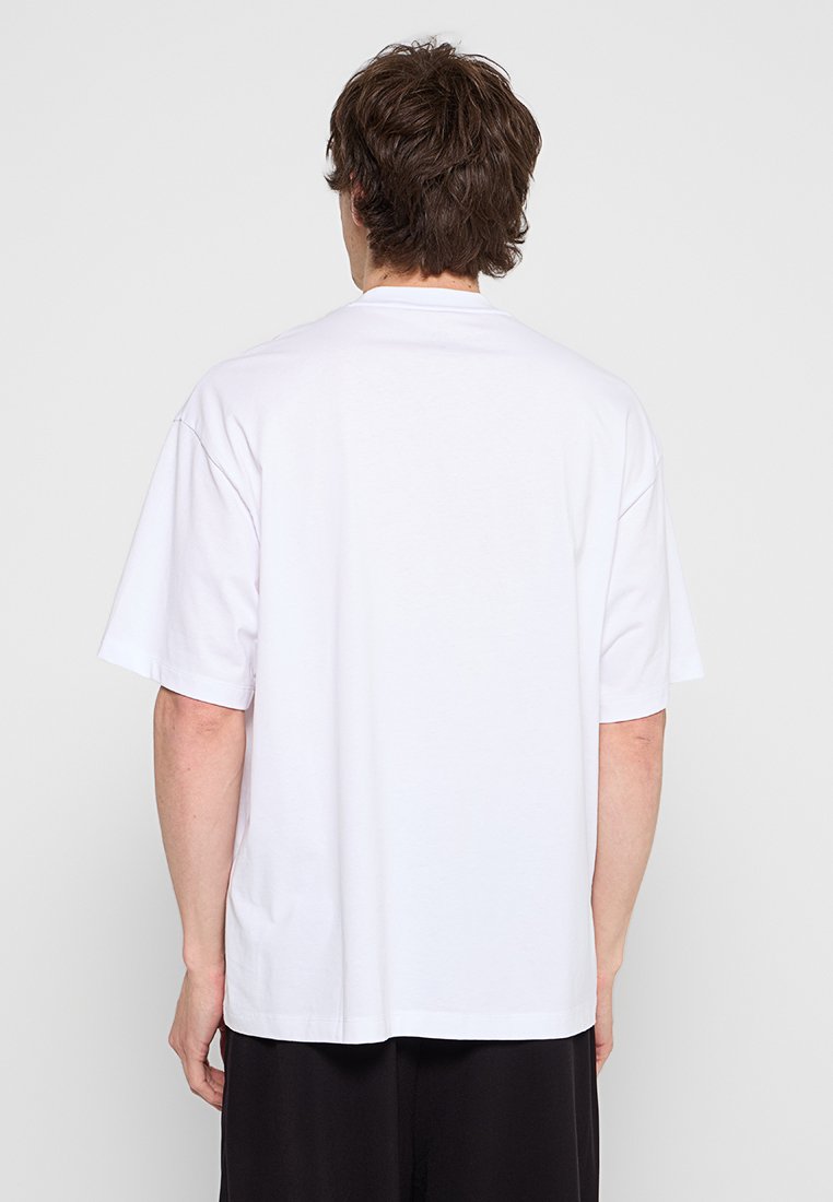 Armani Exchange T-Shirt print Media 3