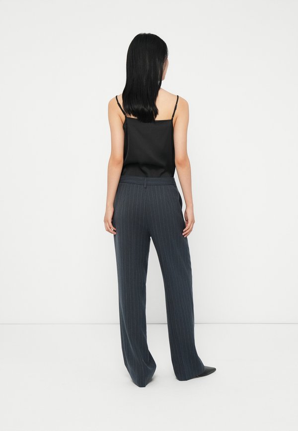 Bruuns Bazaar ELEZA WIDE FIT