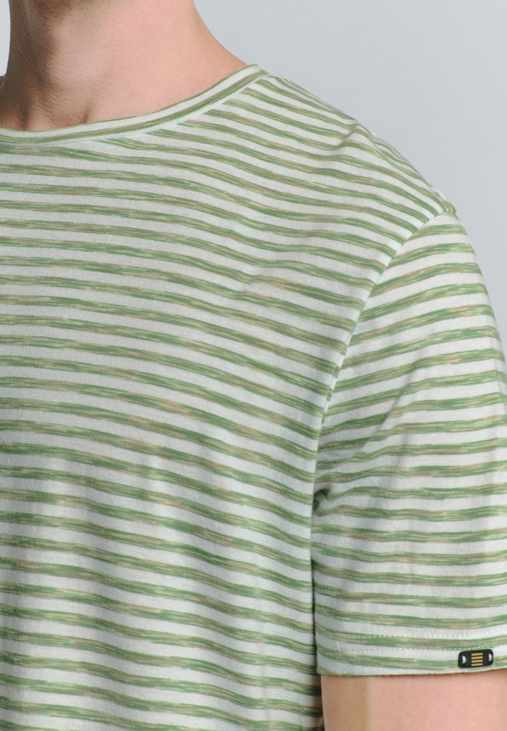 CREWNECK Media 7