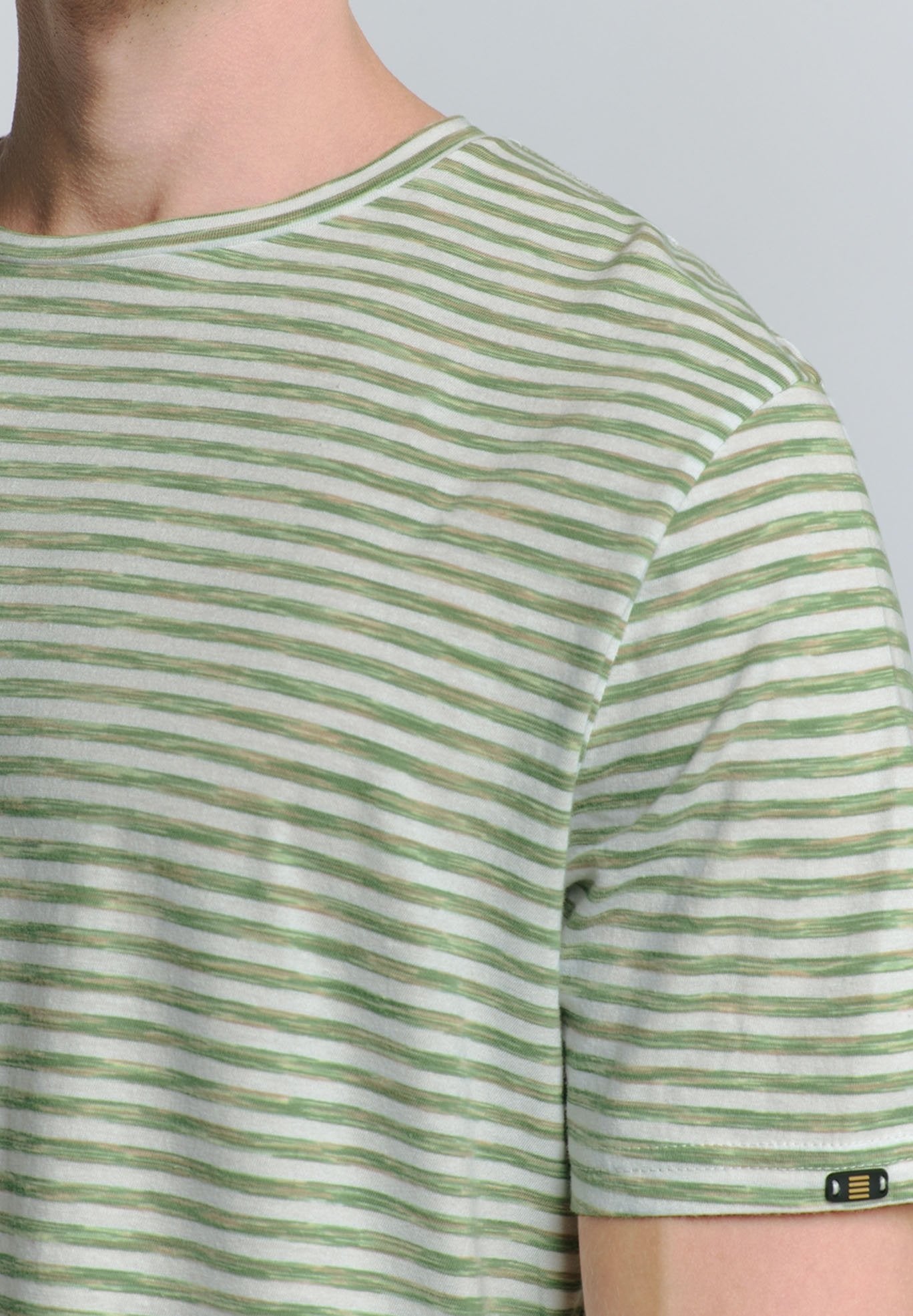 CREWNECK Media 7