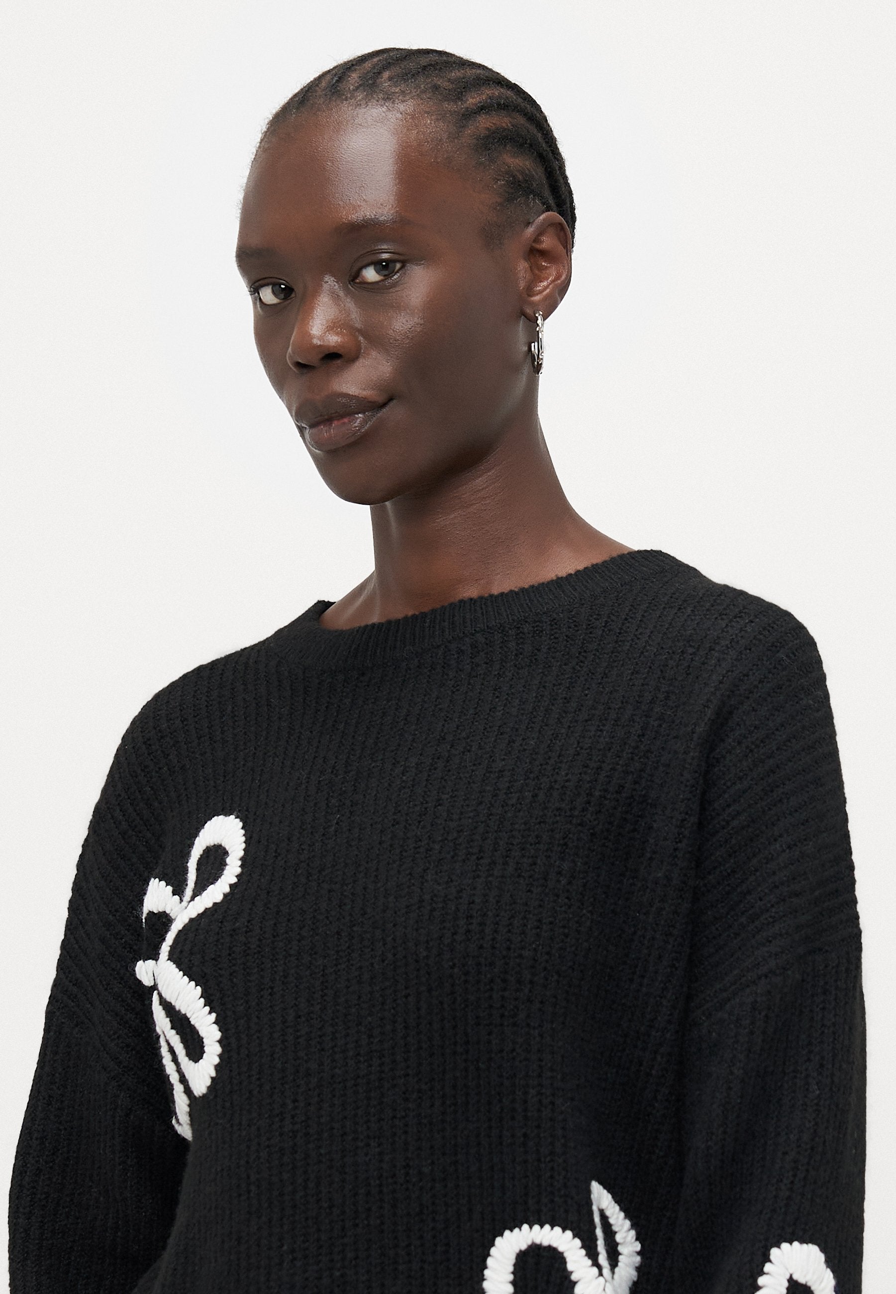 ONLDAISY STITCH O NECK  Media 5