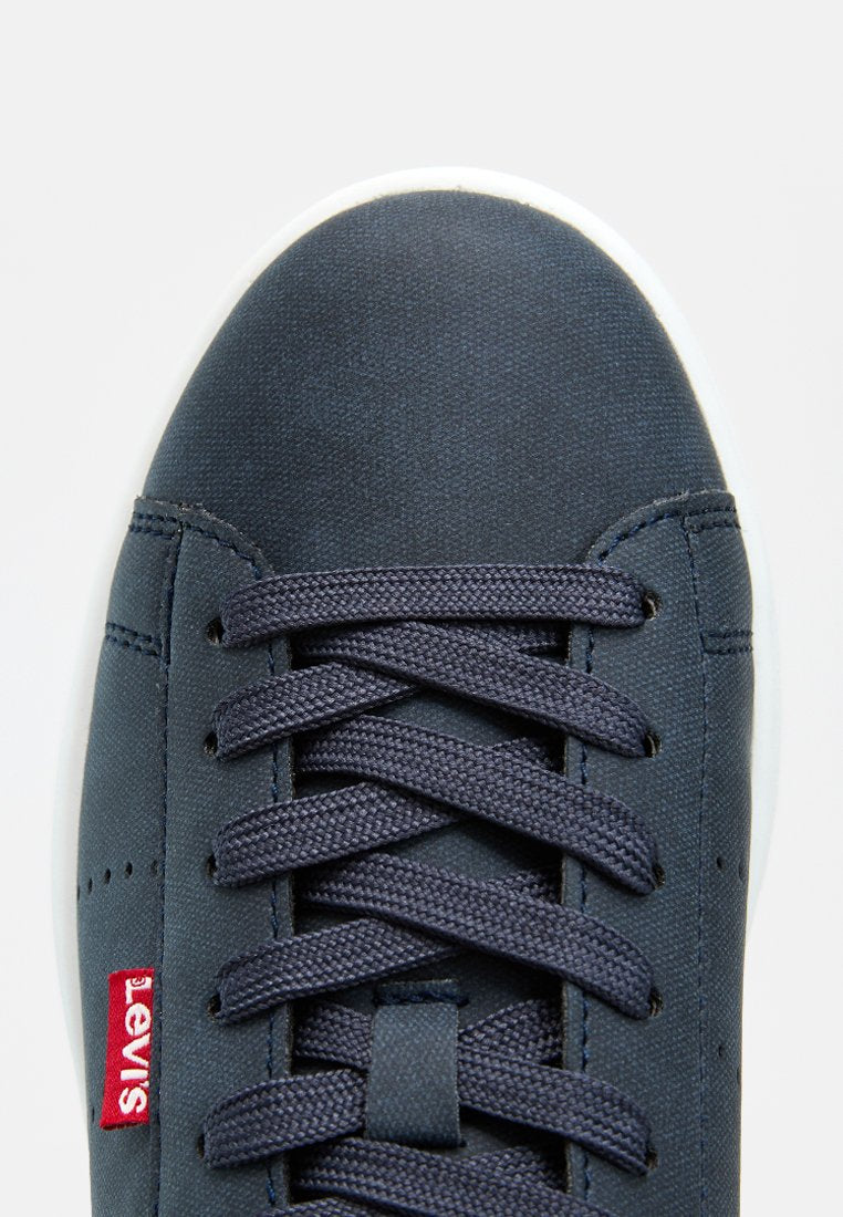 Levi's® AVENUE