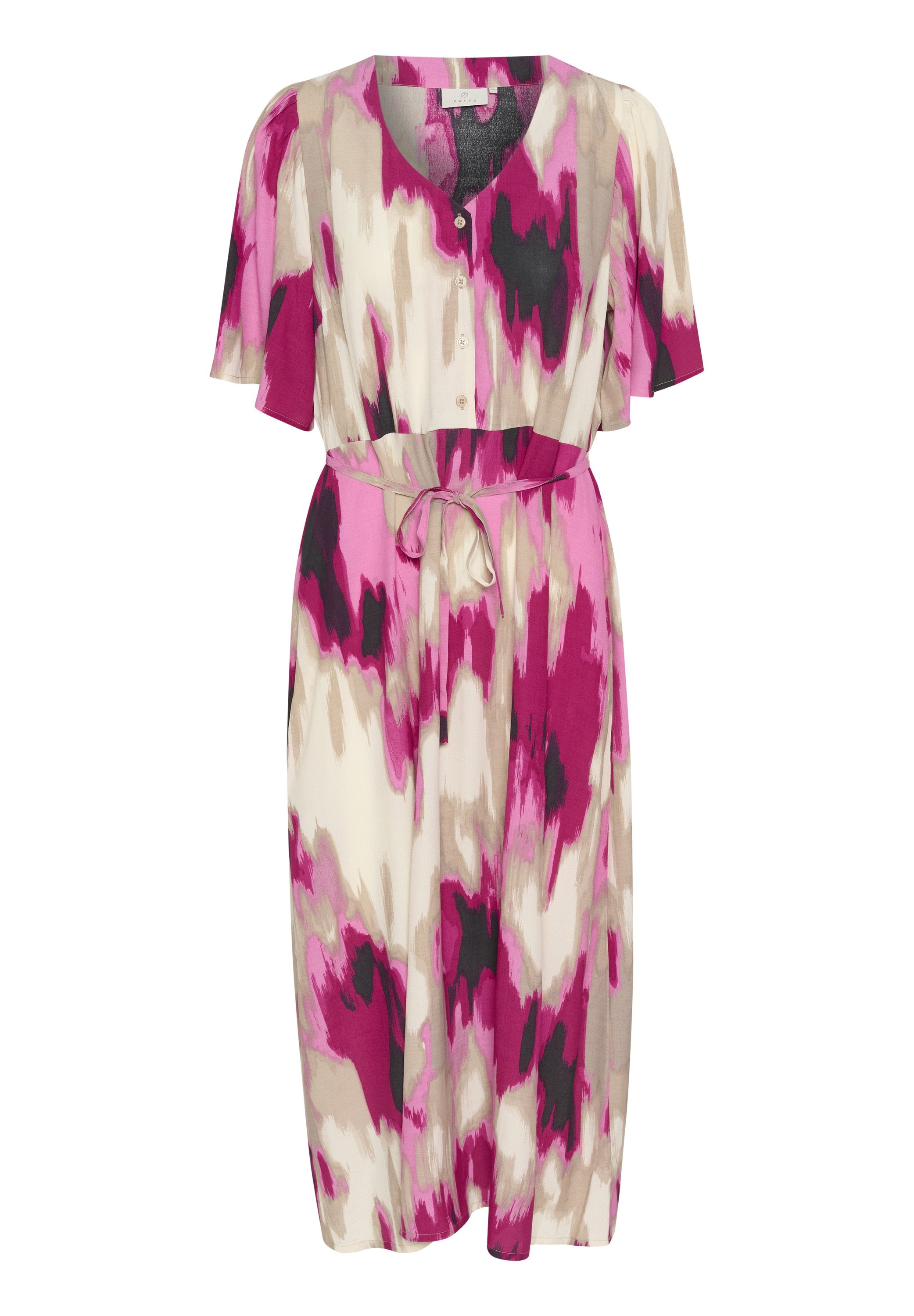 Kurzärmliges Midikleid mit abstraktem Muster in Rosa, Beige und Schwarz, Knopfleiste vorne und Taillengurt auf weißem Hintergrund.
