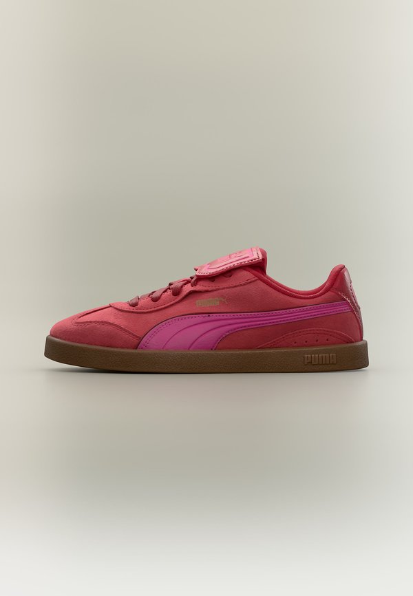 Puma CLUB AZURA SD - Trainers - red rhythm/pink opal