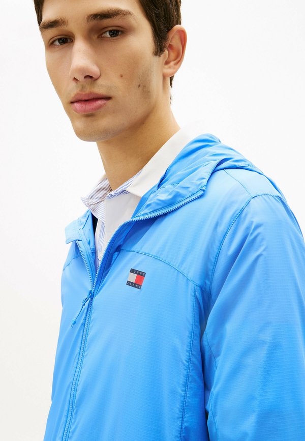Tommy Jeans WATER REPELLENT RIPSTOP HOODED ZIP-THRU JACKET