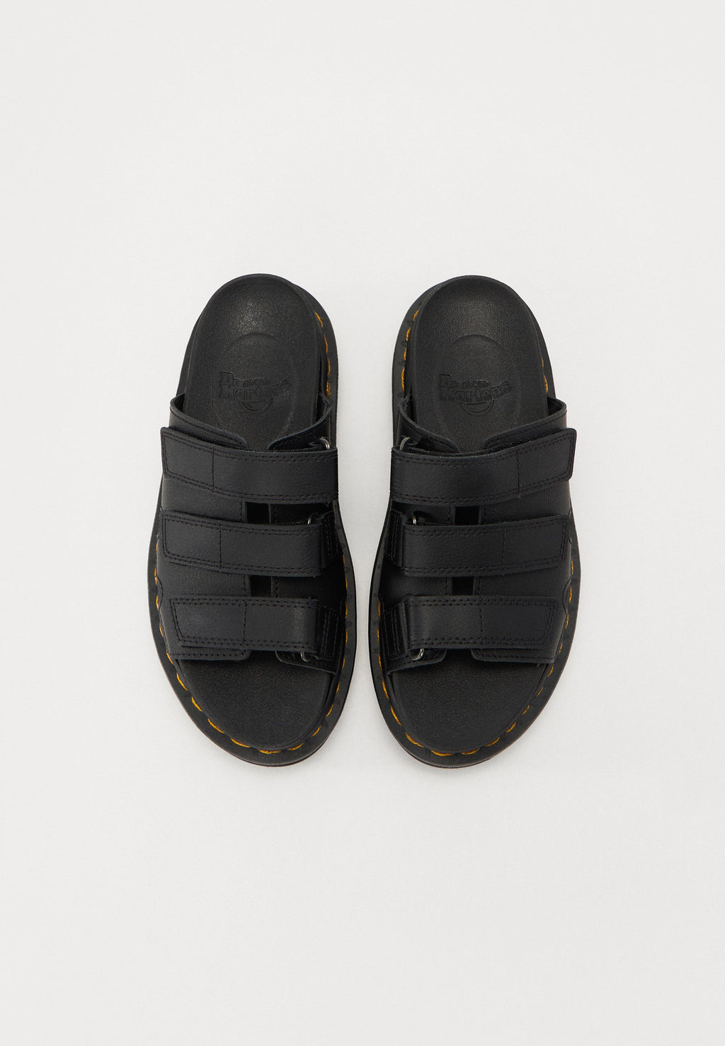 Dr. Martens RAINE