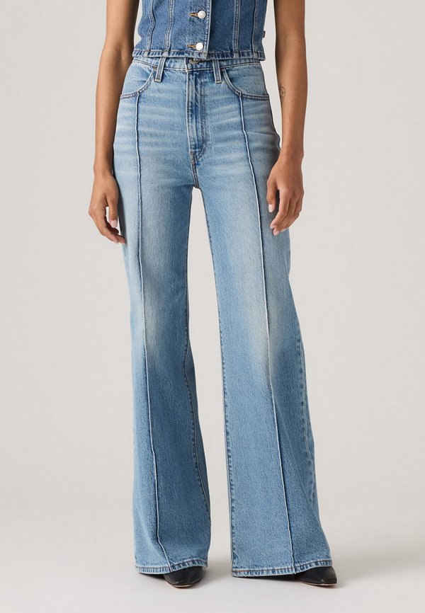 Levi's® RIBCAGE BELLS WESTERN - Flared Jeans - lost legacy