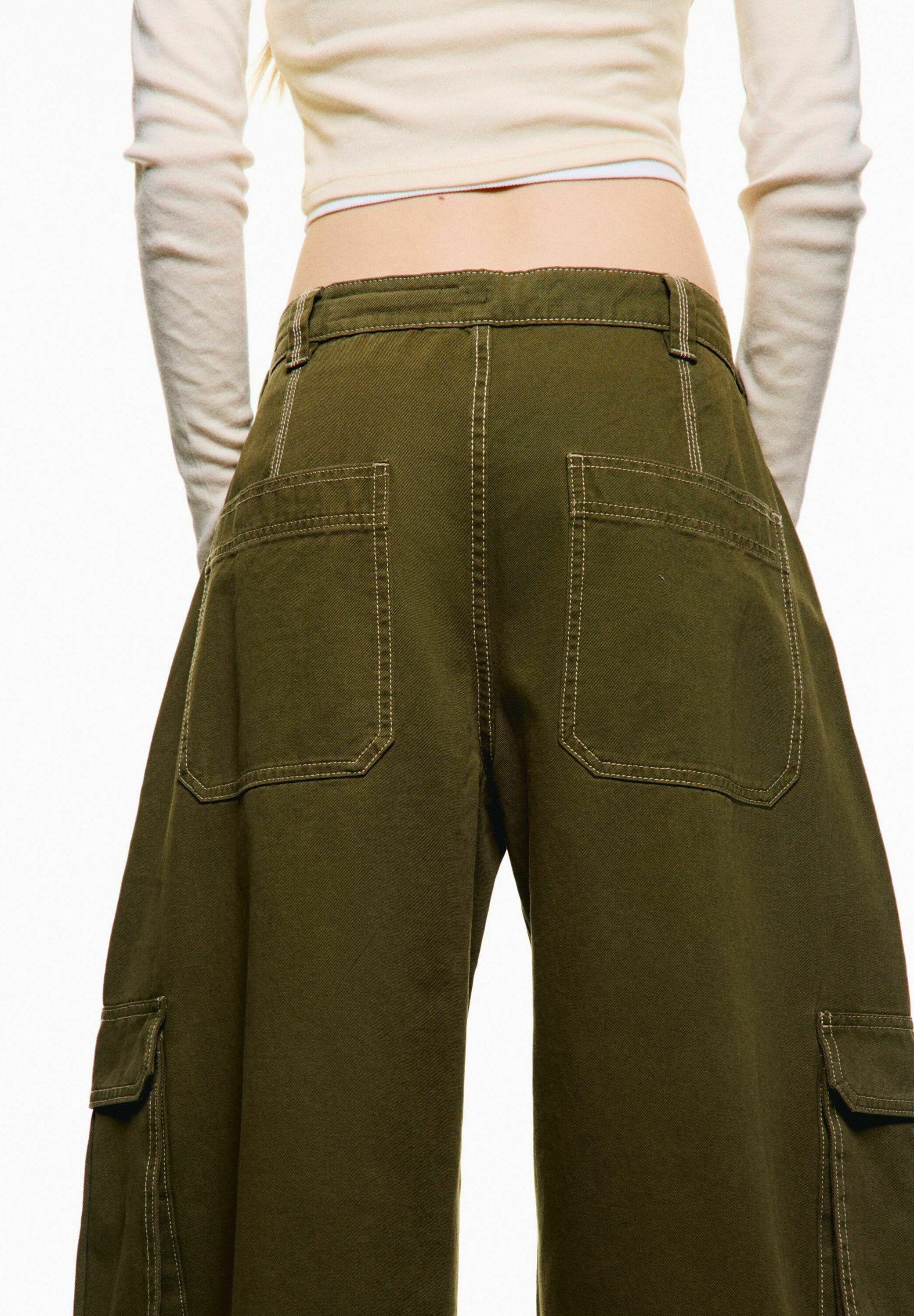 Bershka BARREL UTILITY