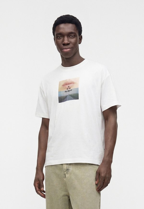 Jack & Jones JCOECHO GRAPHIC BACK TEE - Print T-shirt - bright white
