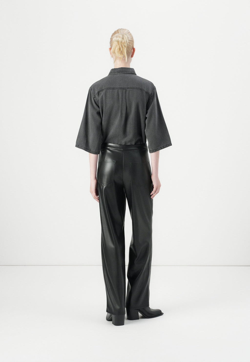 ONLSMOOTH PANT Media 4