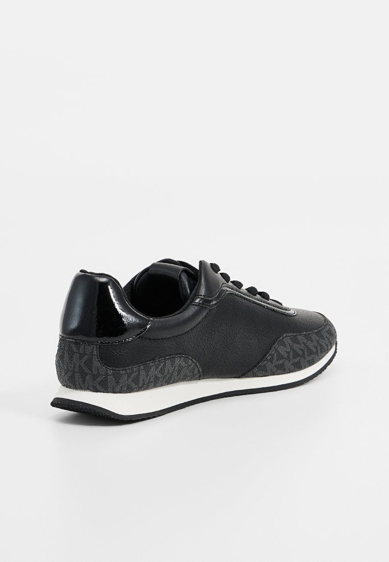 Michael Kors CARMINE