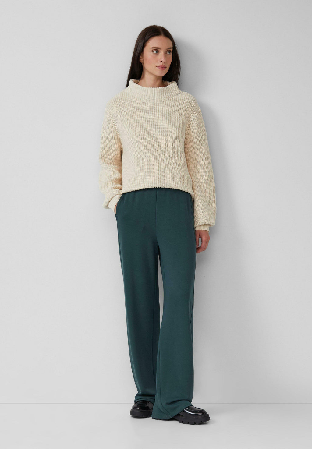 IM RELAXED FIT MIT WEITEM  Media 5