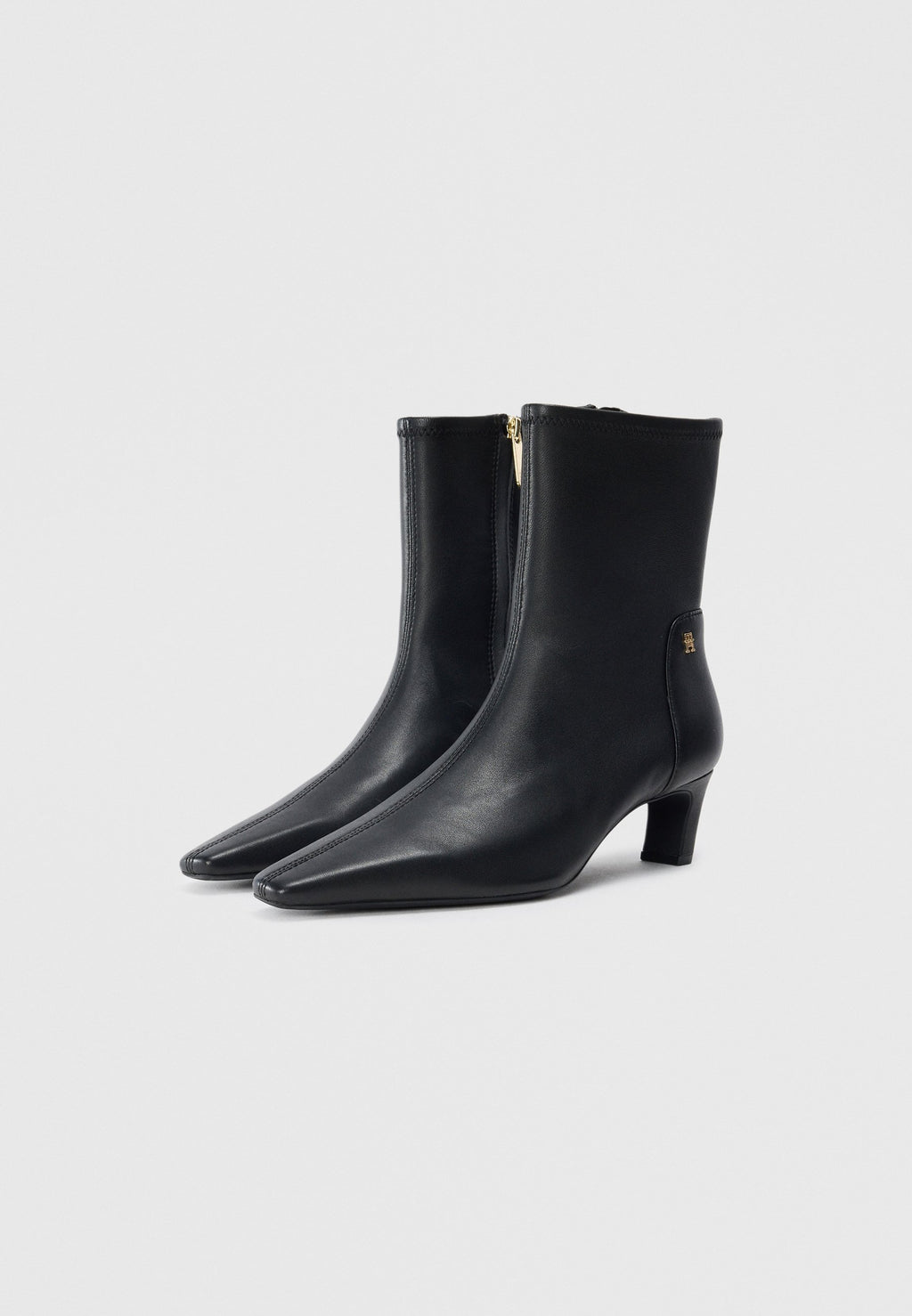 TH MONOGRAM PLAQUE LEATHER MID BOOTS Media 2