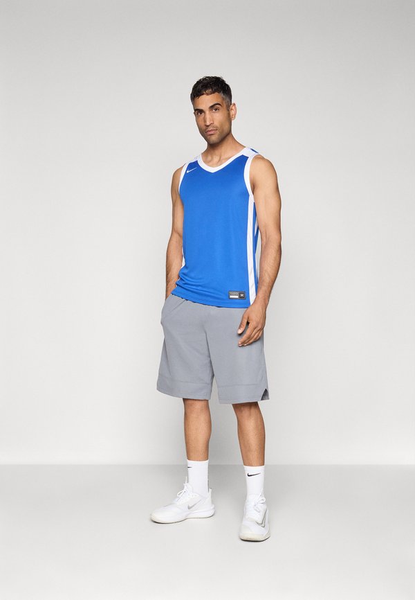 Nike Performance