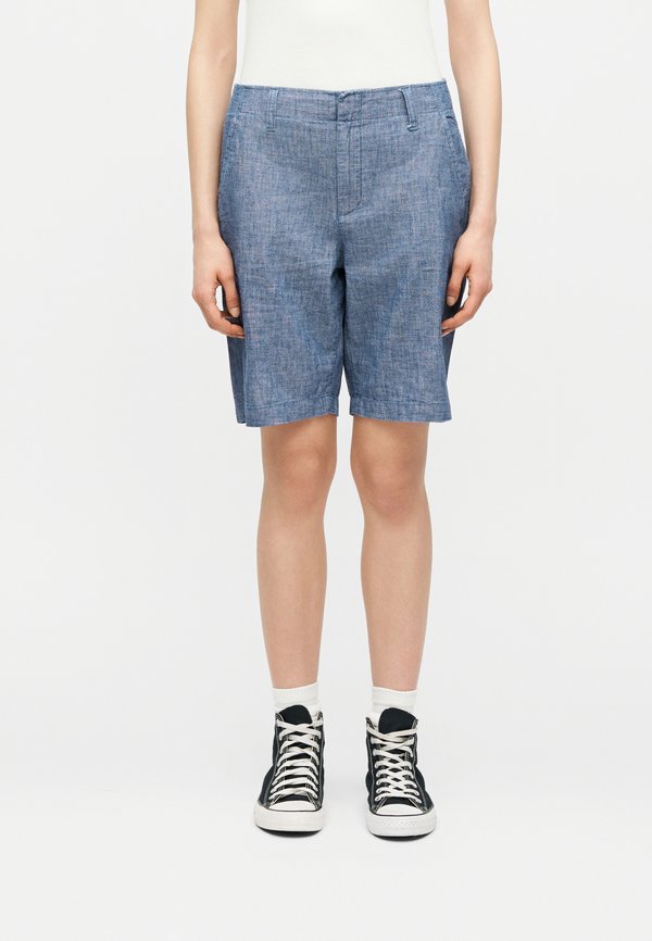 GAP DOWNTOWN