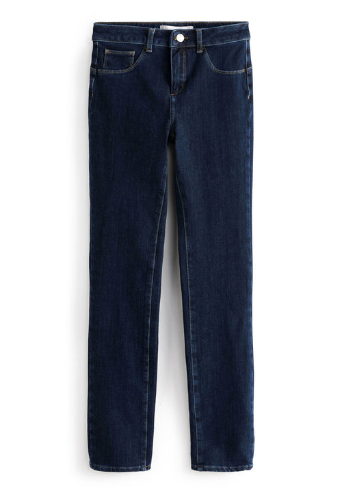 Dunkelblaue Jeans aus Denim mit geradem Bein, ausgestattet mit Fronttaschen, einem Knopfverschluss und sichtbaren Nähdetails.