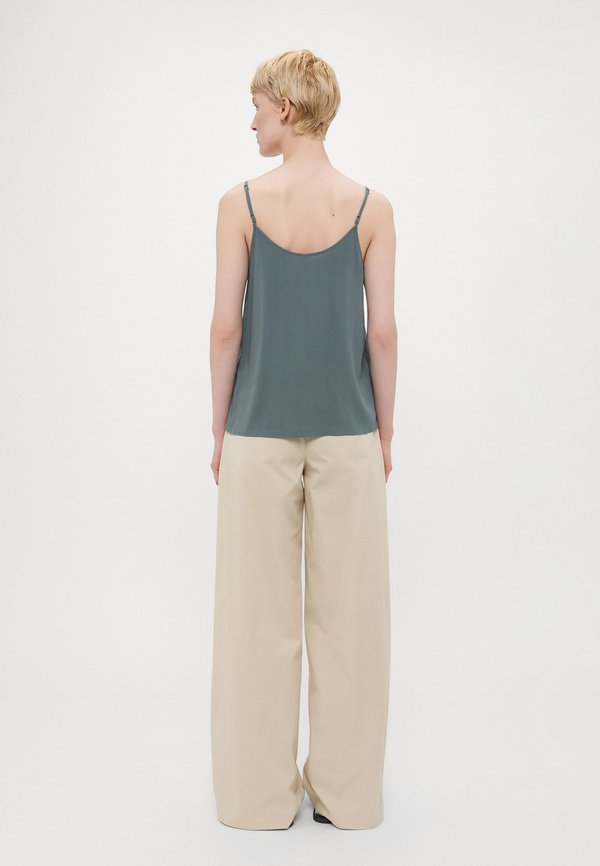 ONLY Tall ONLNELLY LIFE BUTTON SINGLET SOLID