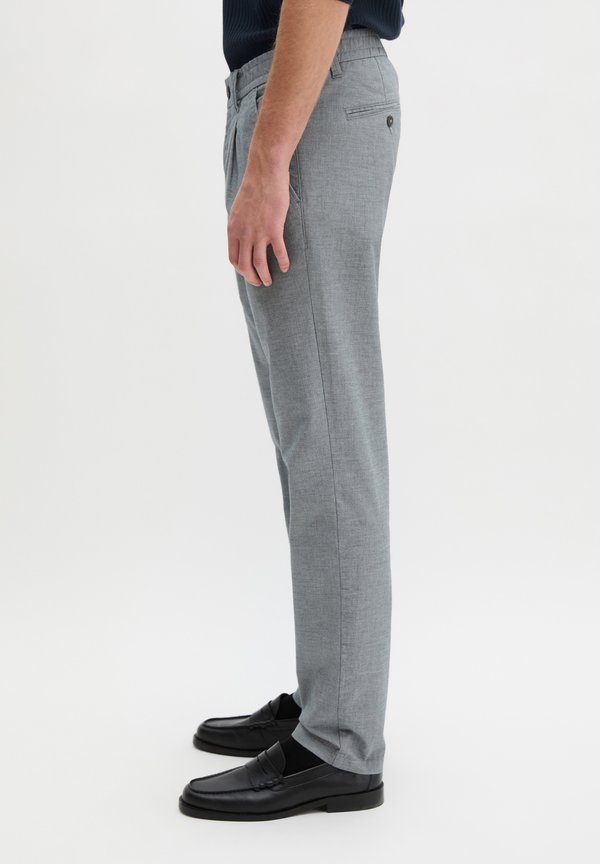 Marc O'Polo MARC O'POLO CHINO MODEL STIG JOGGER PLEATS SHAPED MIT BUNDFALTEN-DETAILS