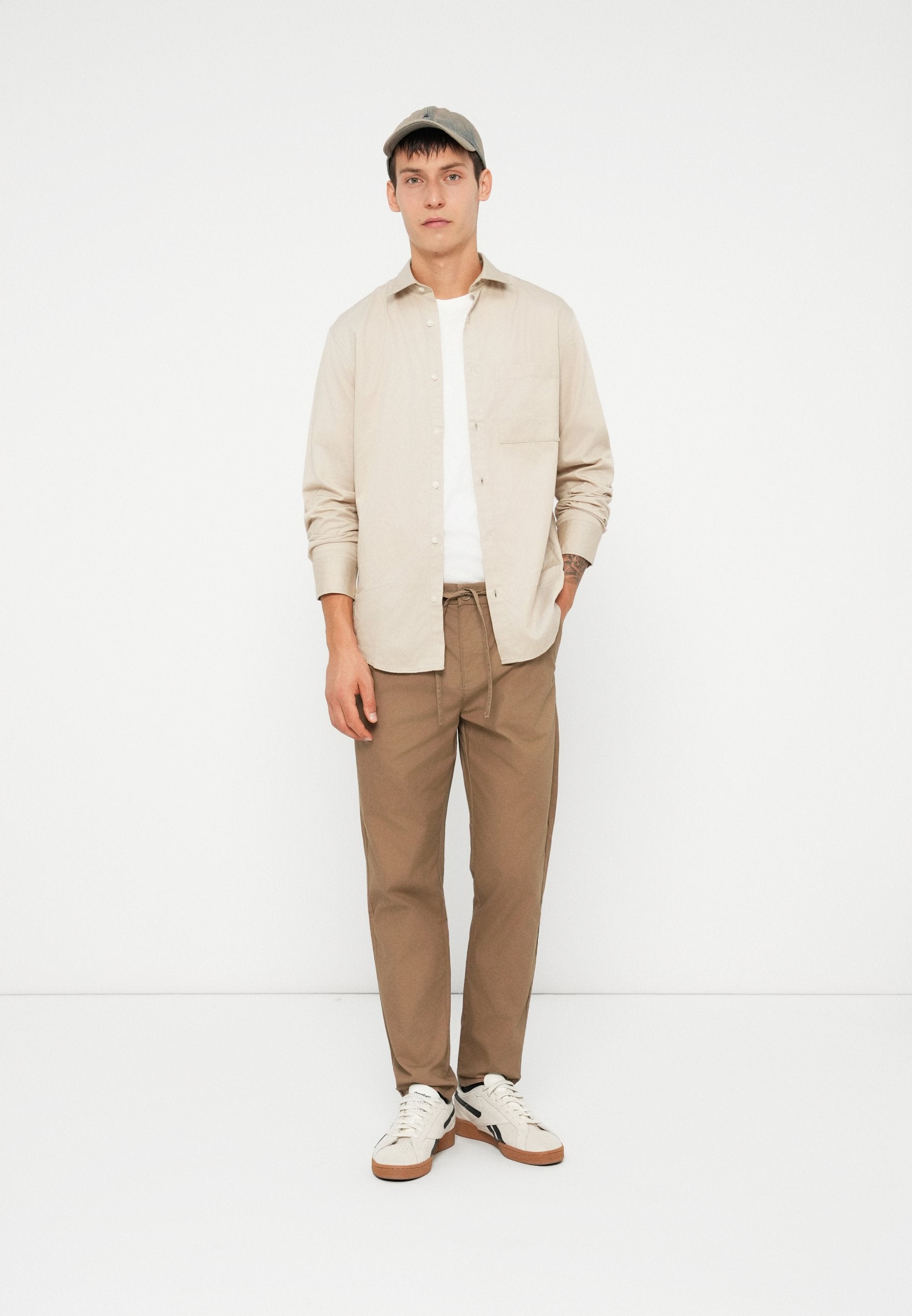 ONSTURINO TAPER FIT PANT Media 2