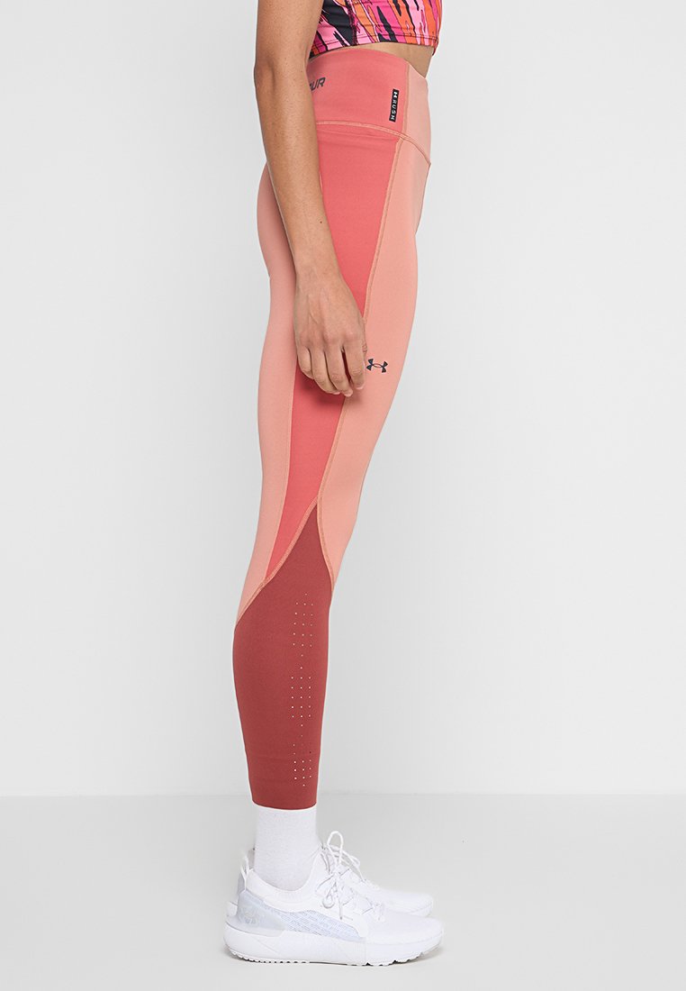 Under Armour VANISH ELITE