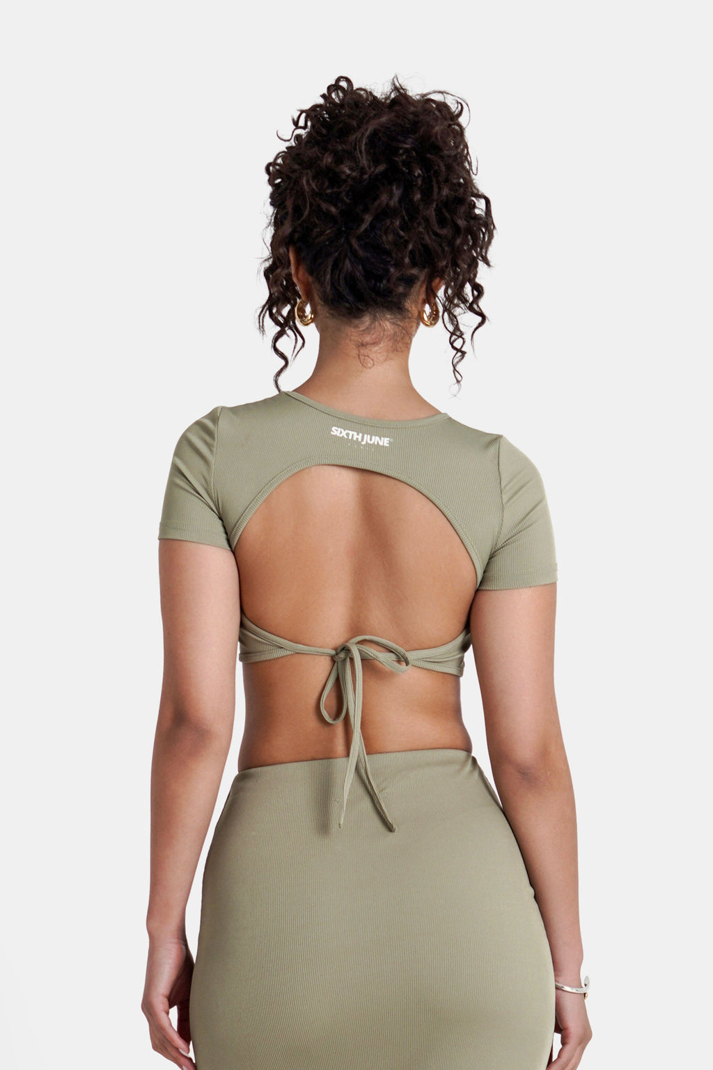 Sixth June BACKLESS