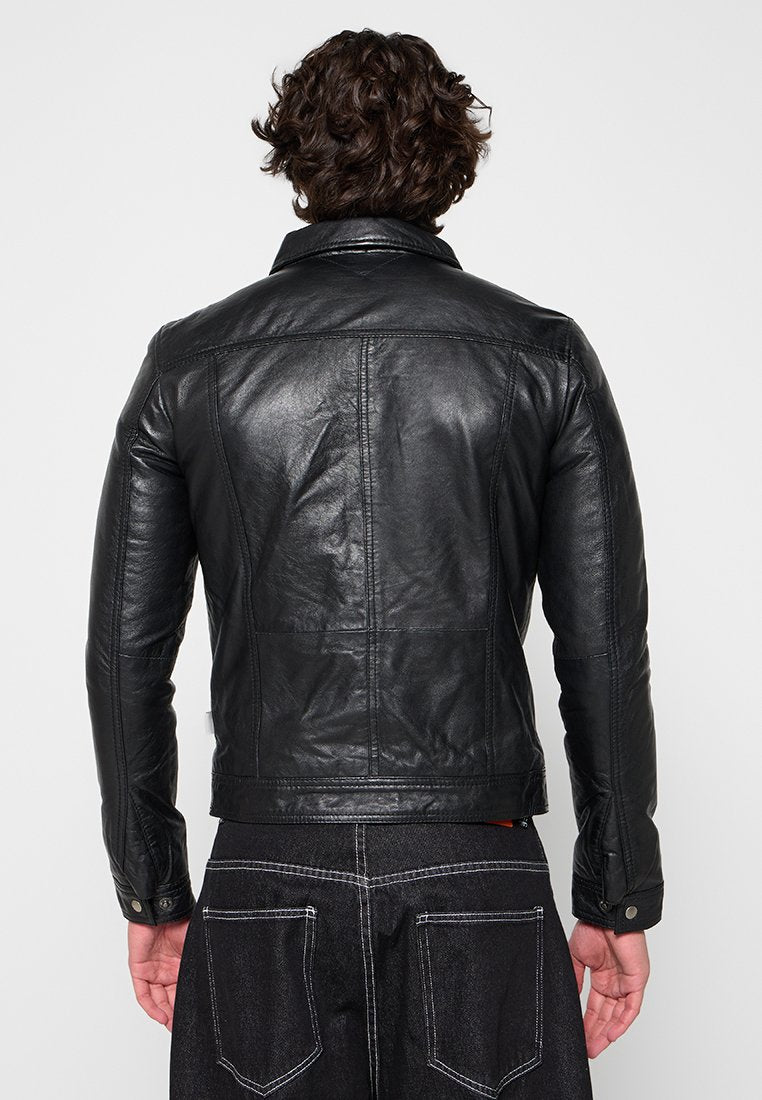 Lee Cooper BRYANT