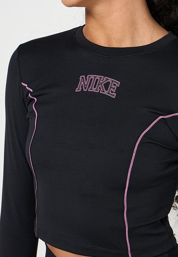 Nike Performance