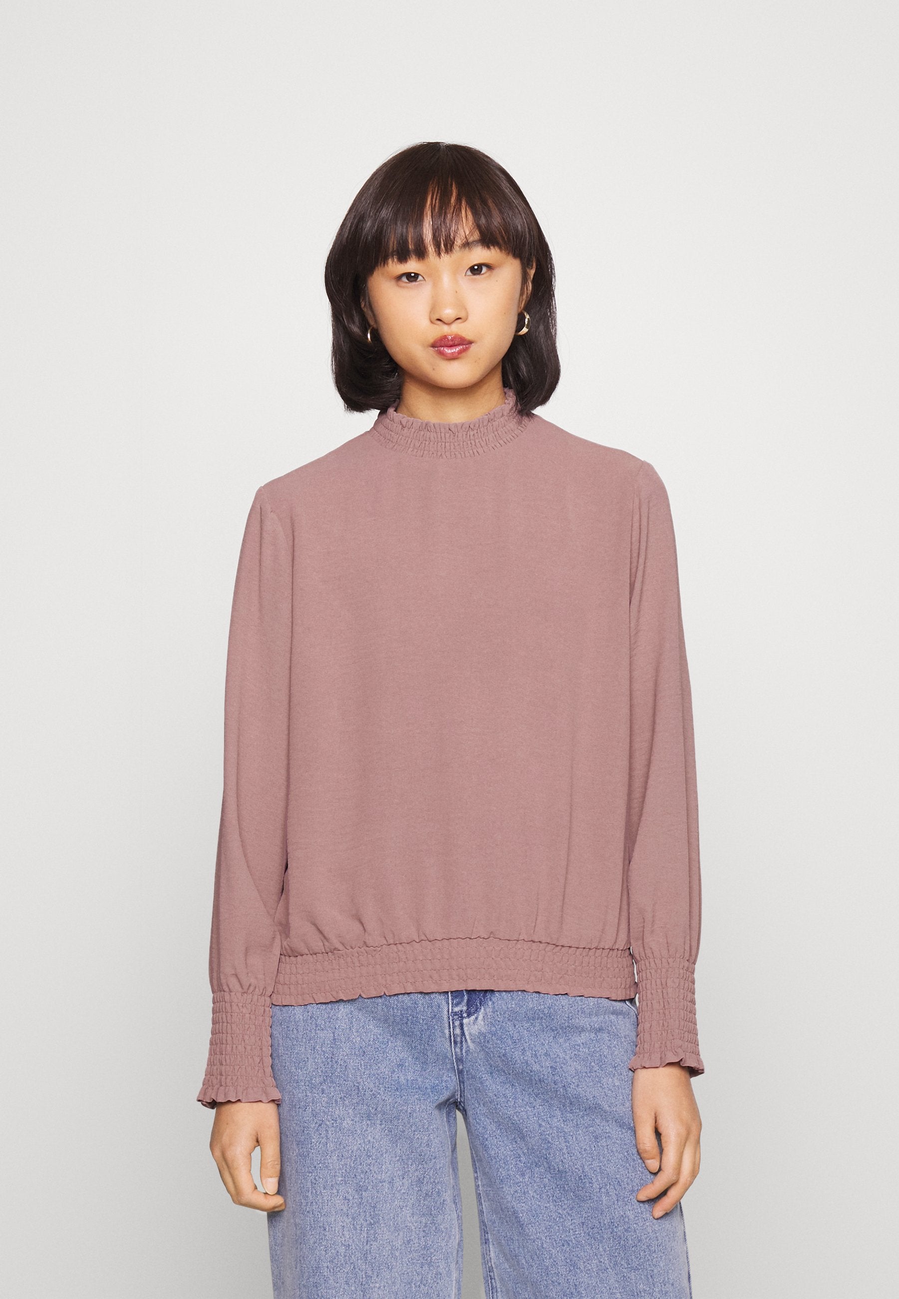 ONLY Petite ONLMETTE INGA HIGH NECKSMOCK