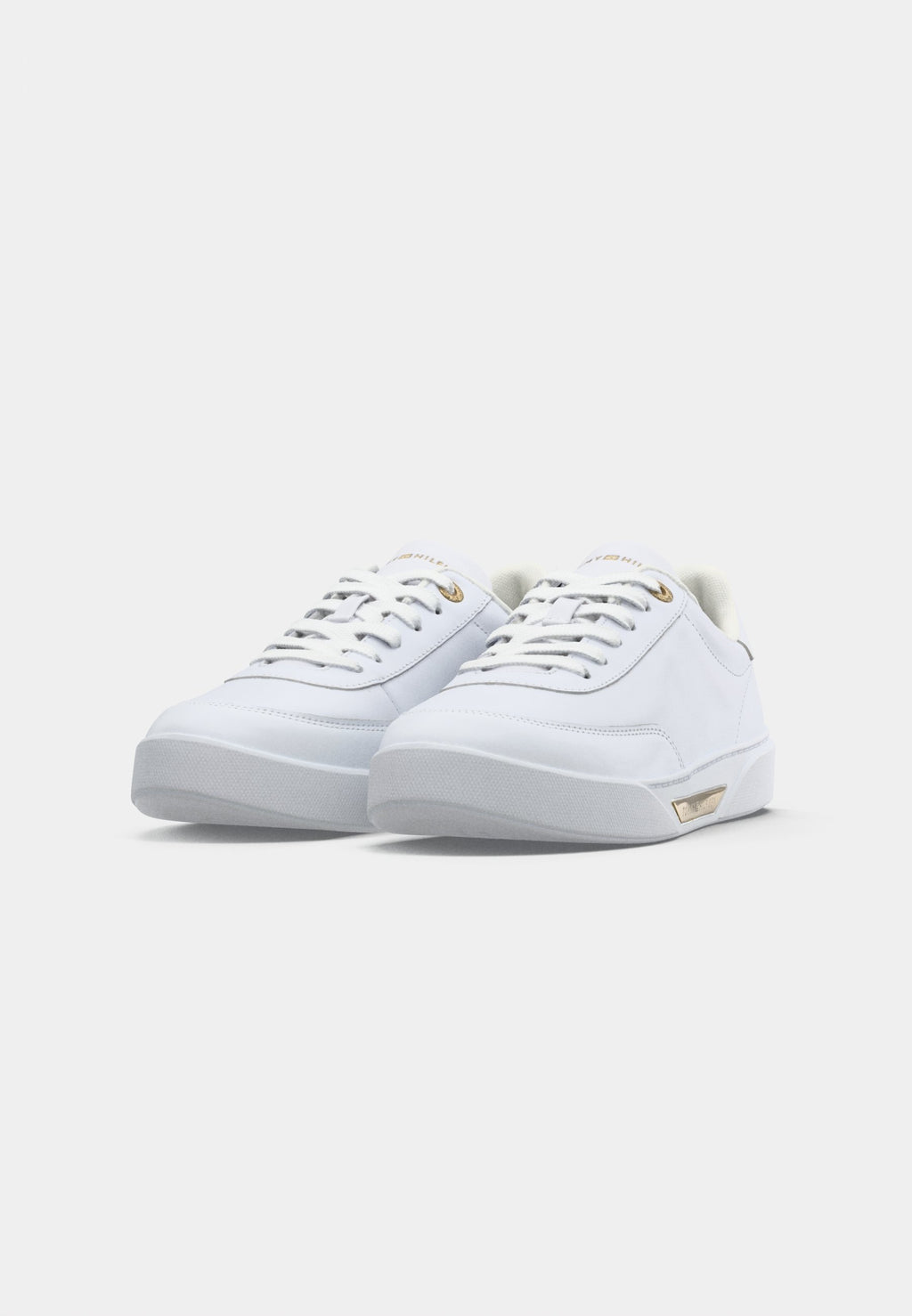 ESSENTIAL CHIC COURT Media 3