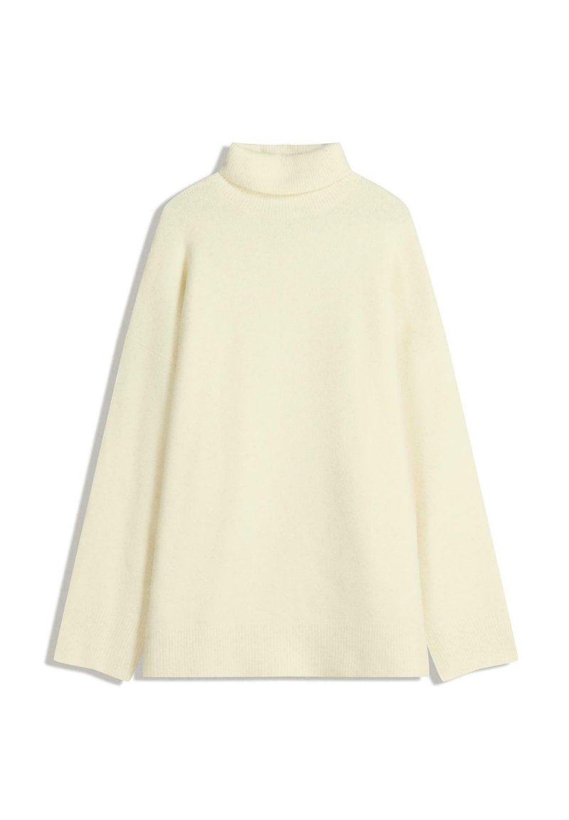 OVERSIZED HIGH-NECK Media 1