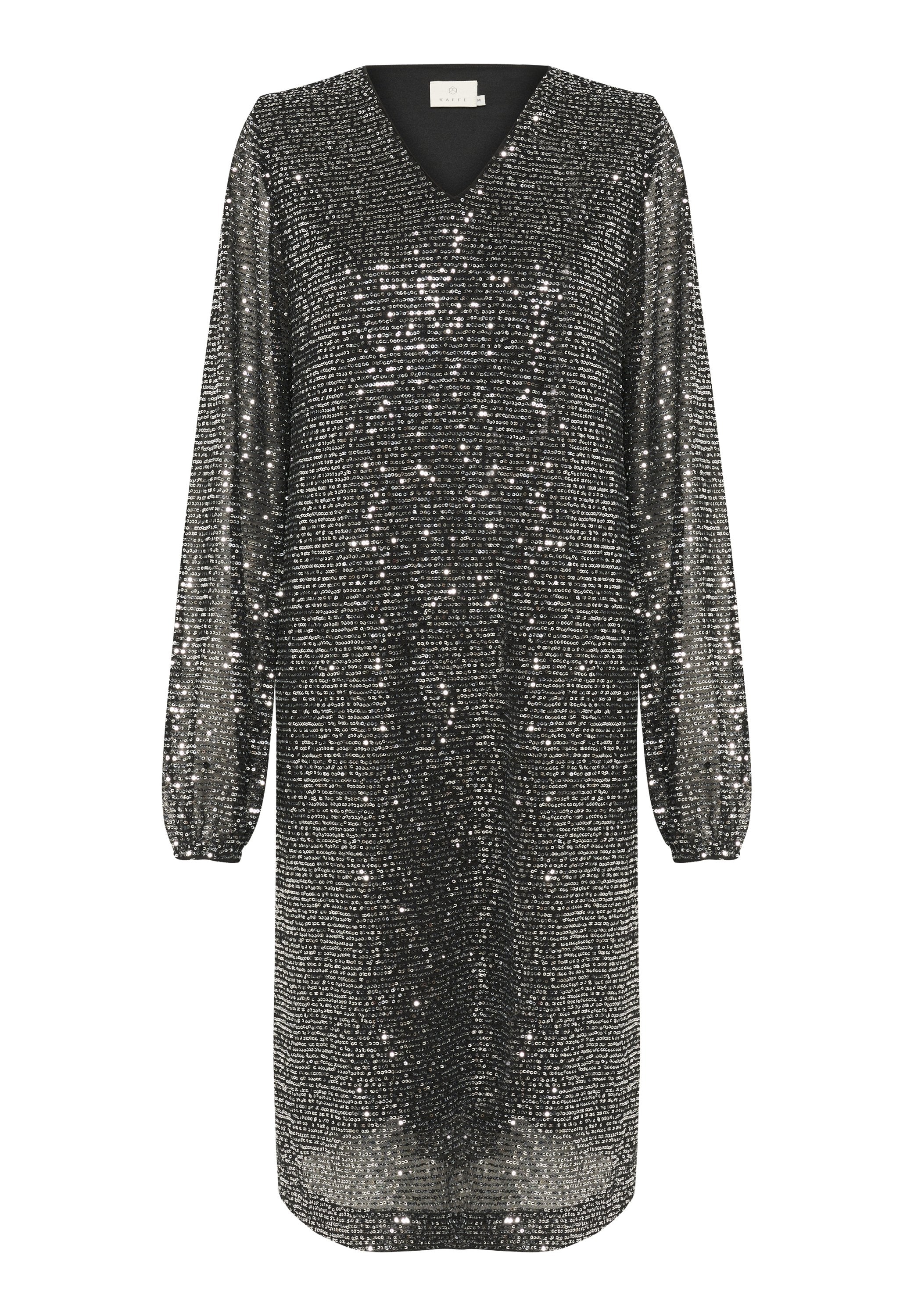 Schwarzes und silbernes Pailletten-Kleid mit V-Ausschnitt, langen Ärmeln und geradem Schnitt, das eine strukturierte metallische Oberfläche und schimmernde Details aufweist.