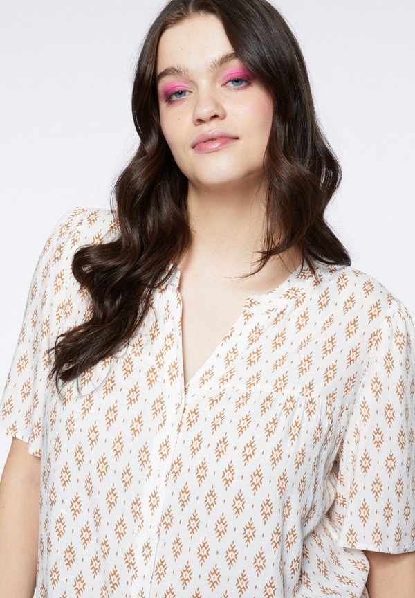Fiorella Rubino ETNICA
