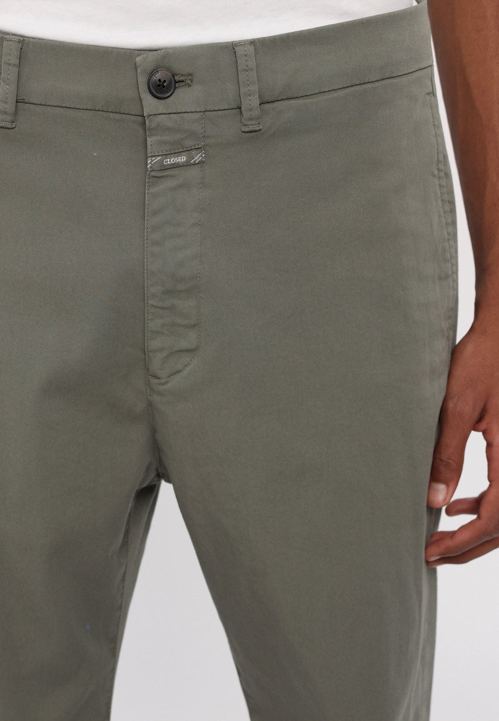 CLOSED TACOMA TAPERED