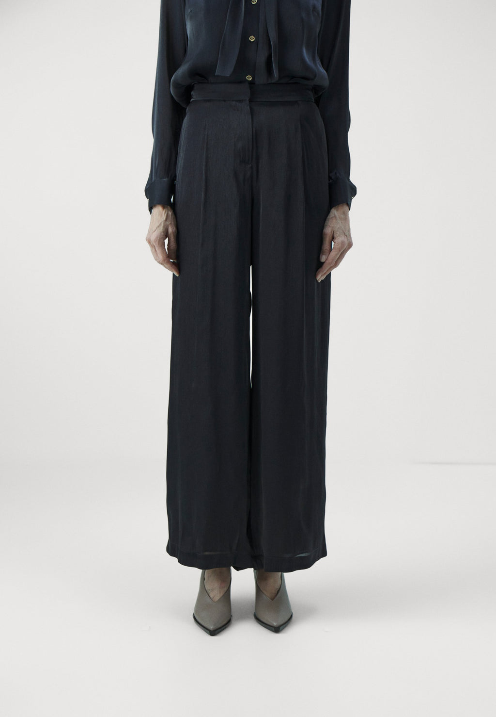 MICHAEL Michael Kors IRIDESCENT WIDE LEG PANTS