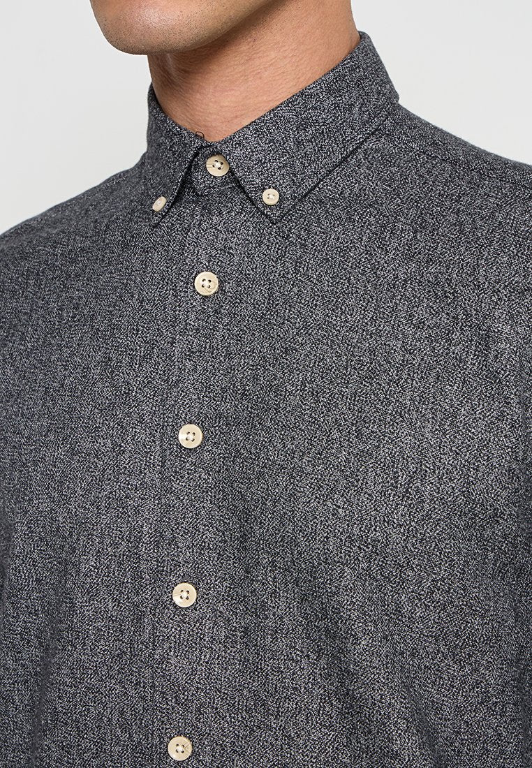 RELAXED FIT Media 2