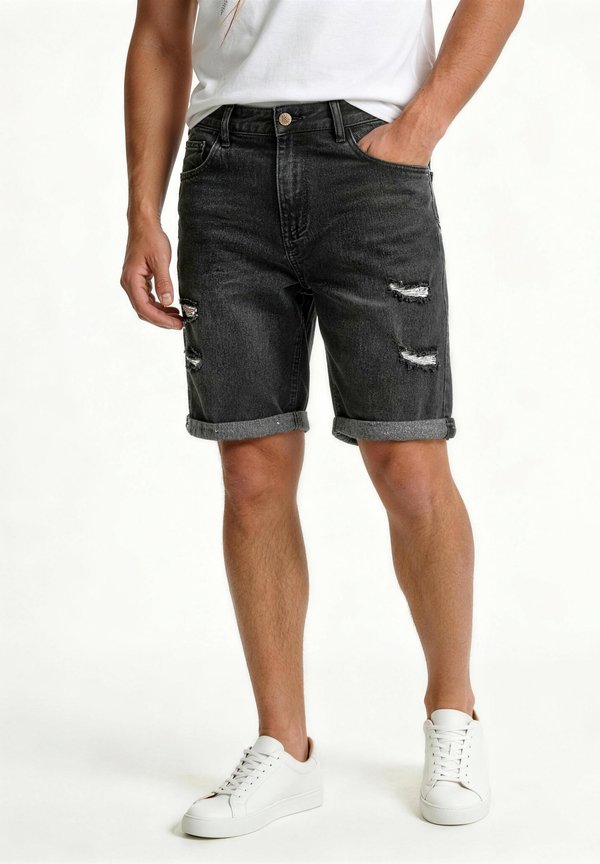 Pier One by Zalando