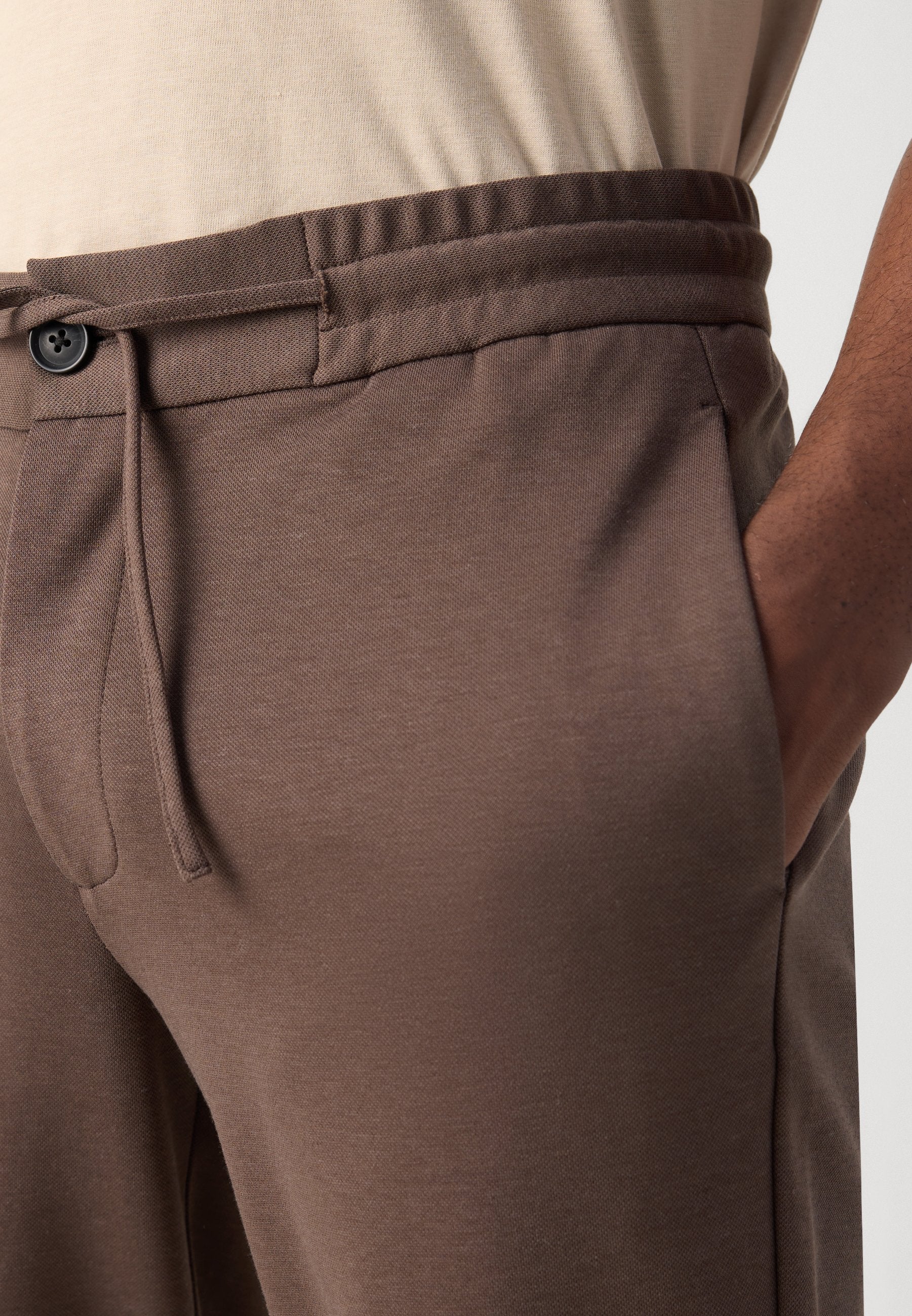 SUPERFLEX RELAXED FIT PANTS Media 4